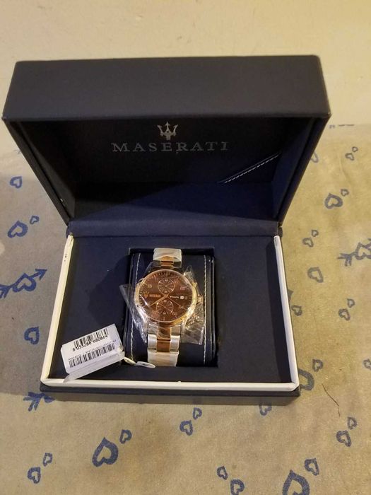 Чисто НОВ часовник Maserati
