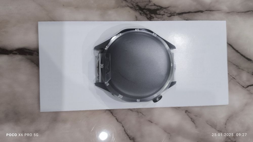 Нов смарт часовник