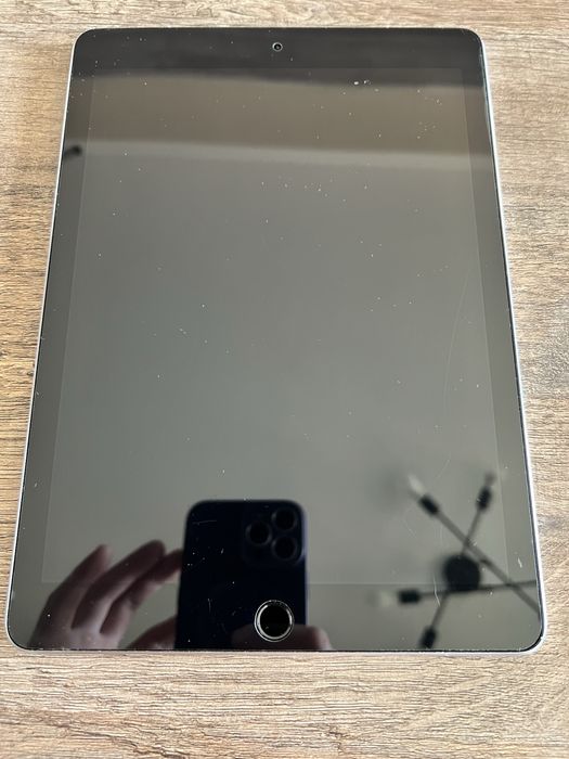 Продам планшет ipad pro