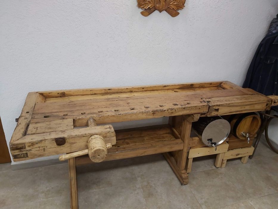 Banc de lucru pentru tâmplărie  Vâstrat