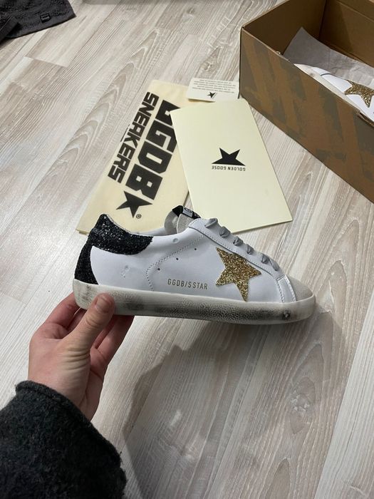 Golden goose  noi cu eticheta
