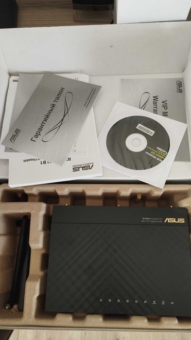 Router Asus RT-AC66U