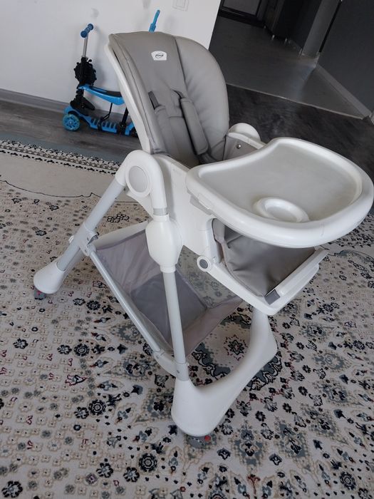 Стульчак для кормление