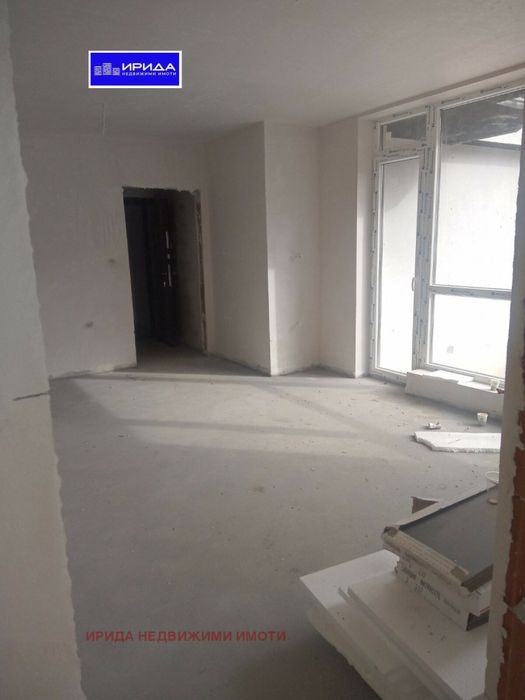 Двустаен апартамент в Карпузица с двор 20 кв.м пред AКТ 16!