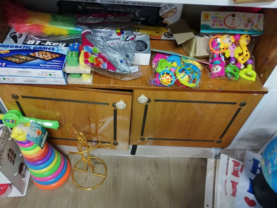 Продам детские игрушки