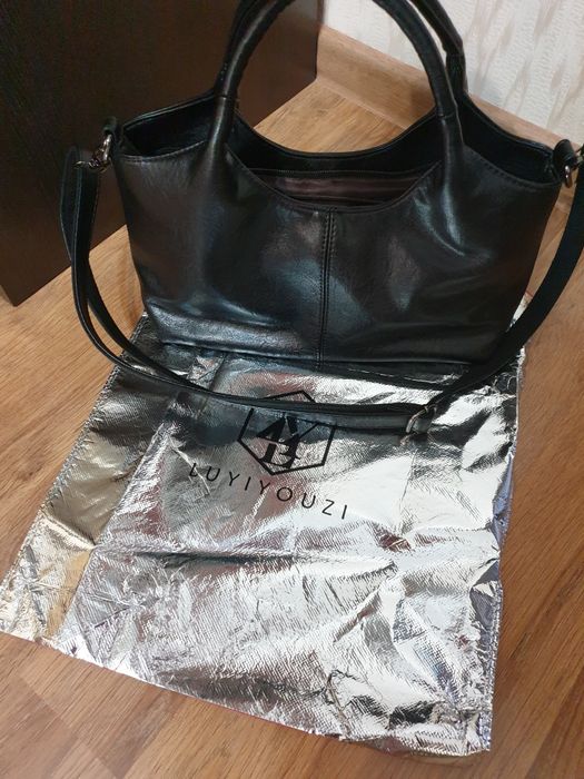 Женская сумка кросс боди