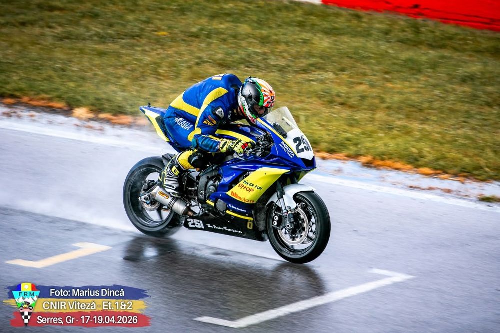 Yamaha R6 - RACE