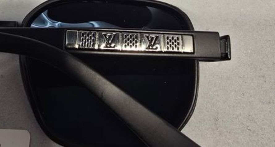 Ochelari De Soare Louis Vuitton Polarizati Negri Unisex