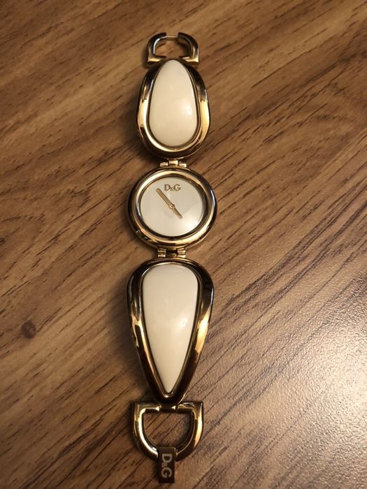 Часы DKNY, Dolce Gabbana