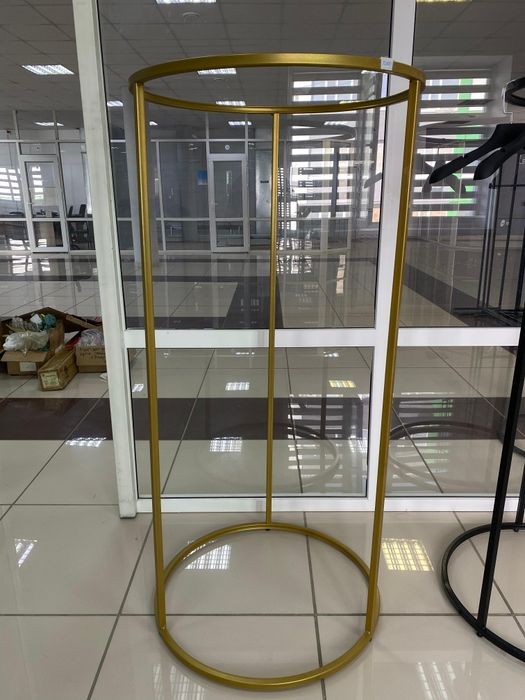 Продается новое торговое оборудование