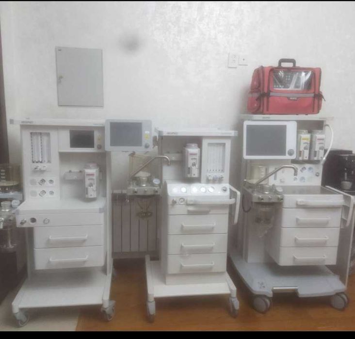 Наркозно -дыхательный аппарат Aeon8800A