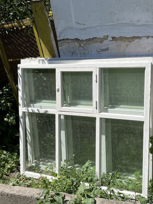 Продам рамы со стеклами