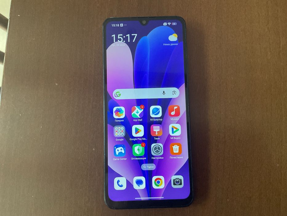 Продавам Xiaomi Redmi 14C 128GB с гаранция