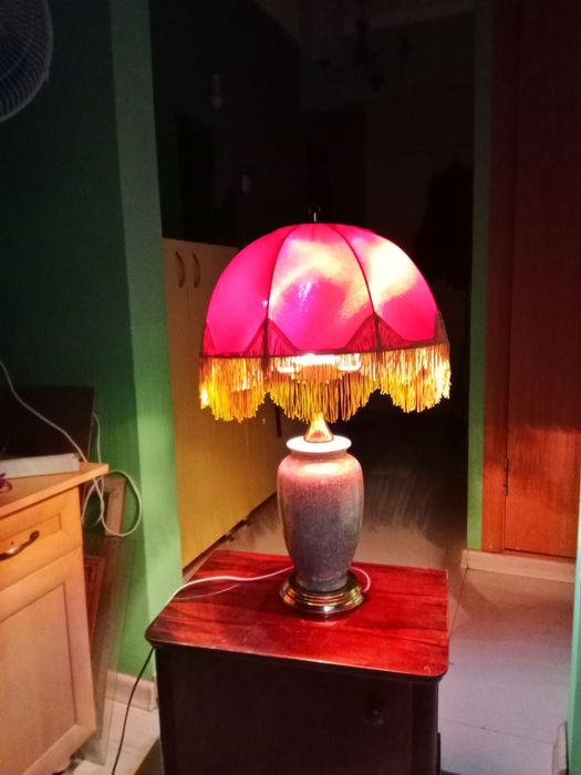 Лампа настольная