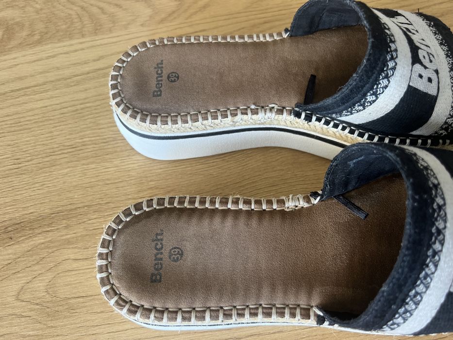 Slapi Bench Platform