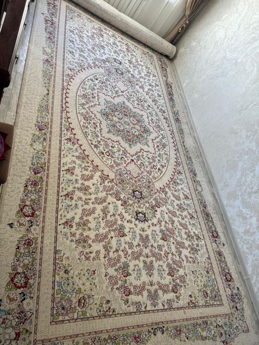 Ковер 2.5*5м цена 50000 в хор состоянии