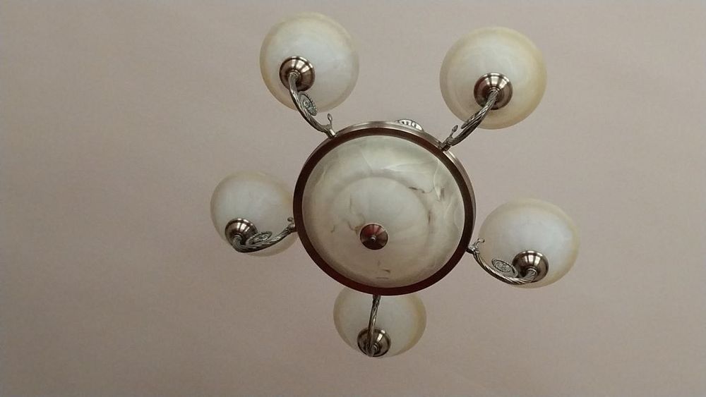 Продаётся люстра, б/у в отличном состоянии