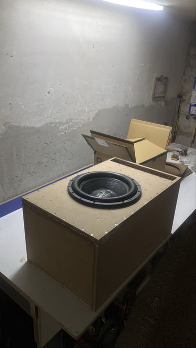 Incinta subwoofer custom pe comanda