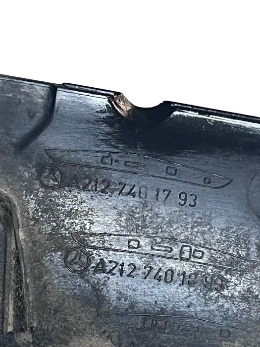 Ornament Haion Mercedes-Benz E-Class W212 2013 Fl -> A2127401793