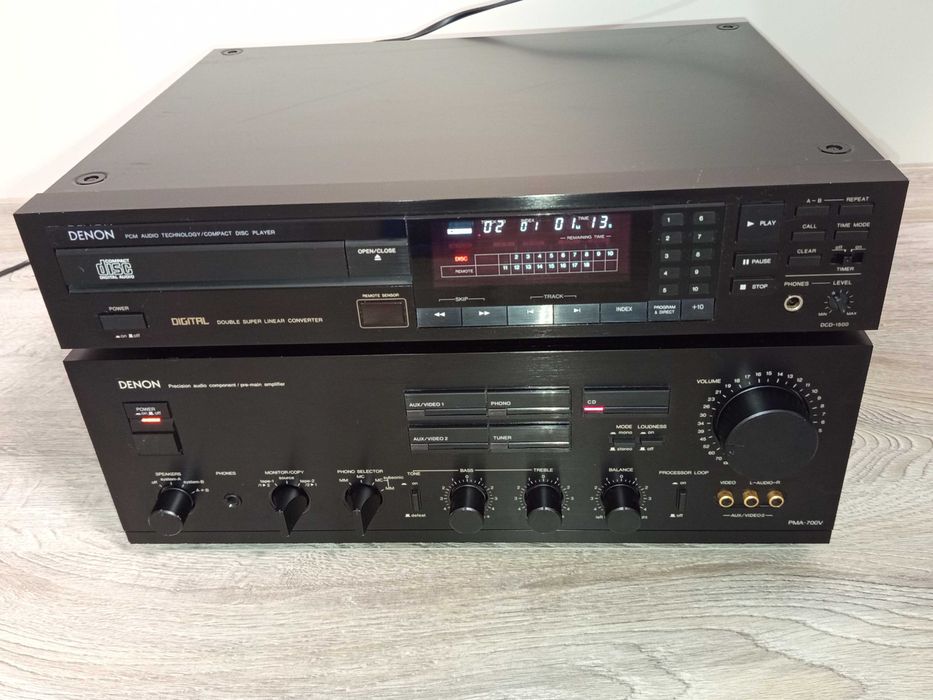 Комплект стерео усилвател Denom PMA-700V и плейър Denon DCD-1500
