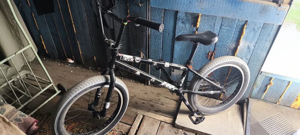 Продам велосипед BMX
