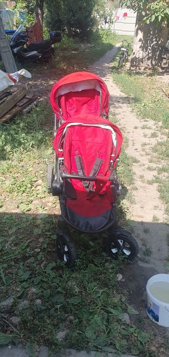 Б.у каляска для близнецов