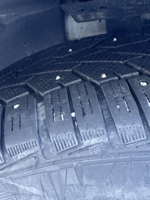 Шины зимние шипованные