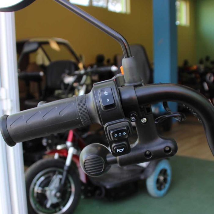 Двуместна електрическа триколка MaxMotors Pudding GRAY,1800W-48V-20Ah