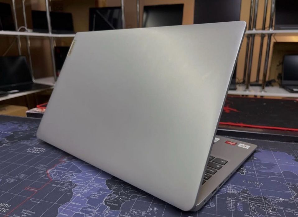 Бюджетный ноутбук Lenovo ideapad 1/Athlon7120U/8GB/256SSD/15.6FHD