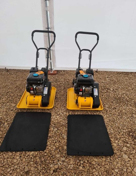 Inchiriez mai compactor