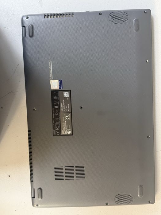 Ноутбук ASUS M509D