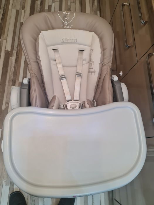 Scaun bebeluș pentru servit masa Renolux!