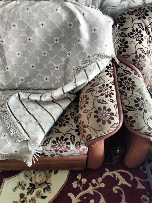 Уголок диван сост хороший