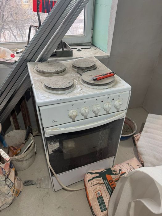 Продам электроплиту