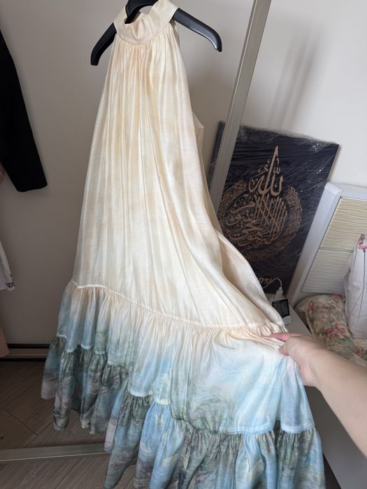 Продам платье красивое новое