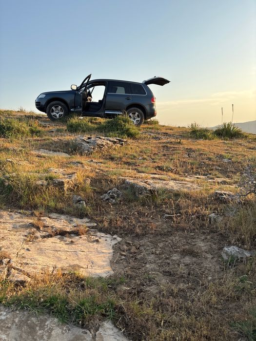 Volkswagen Touareg 2004 yil