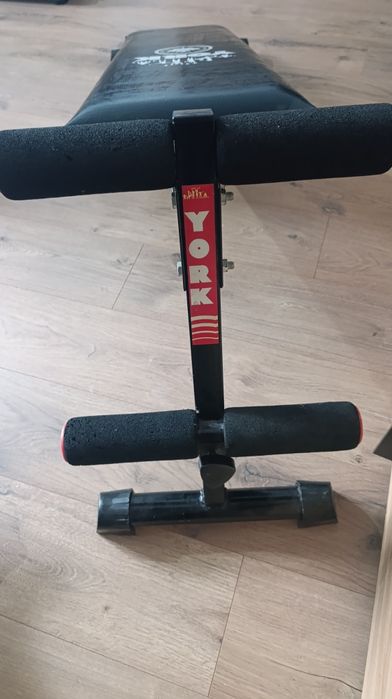 Лежанка за коремни преси York