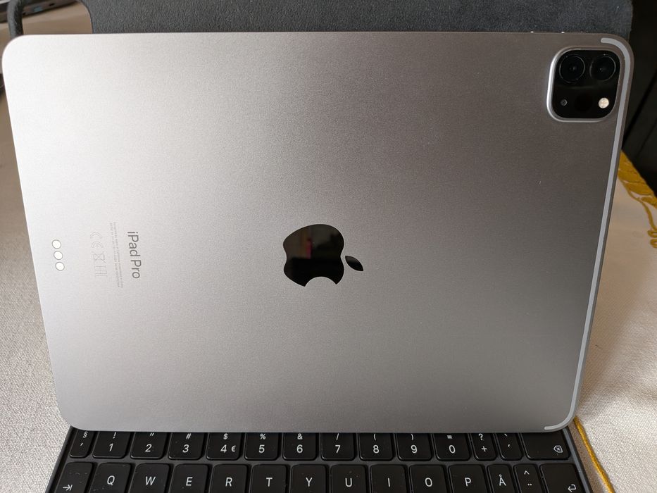iPad Pro M2 ca nou eMag