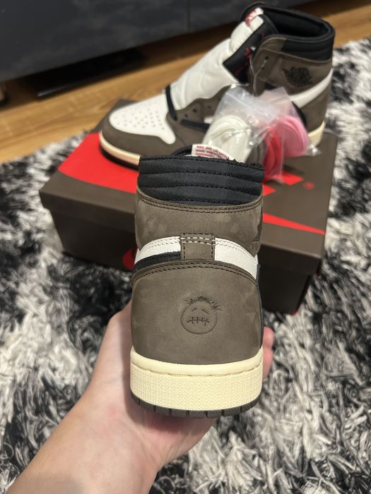 Air Jordan 1 High Travis Scott