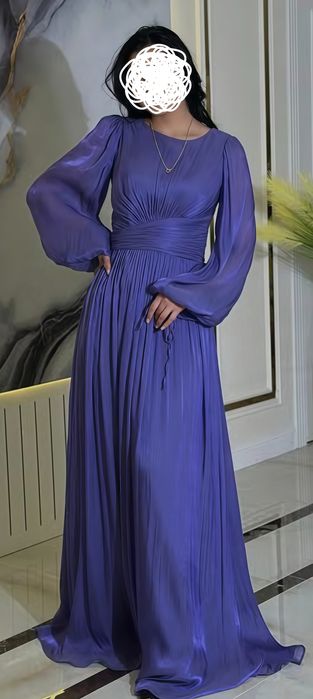 Шикарное вечернее платье