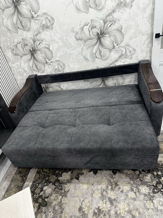 Диван в отличном состоянии