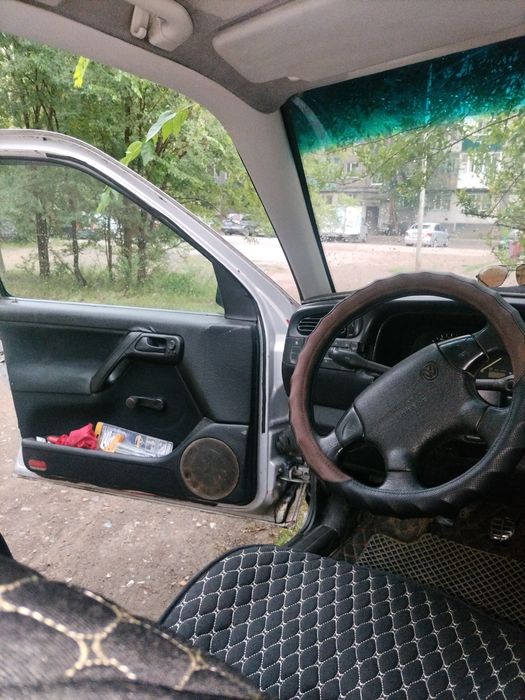 Продаю Фольсваген Венто 2.0Е