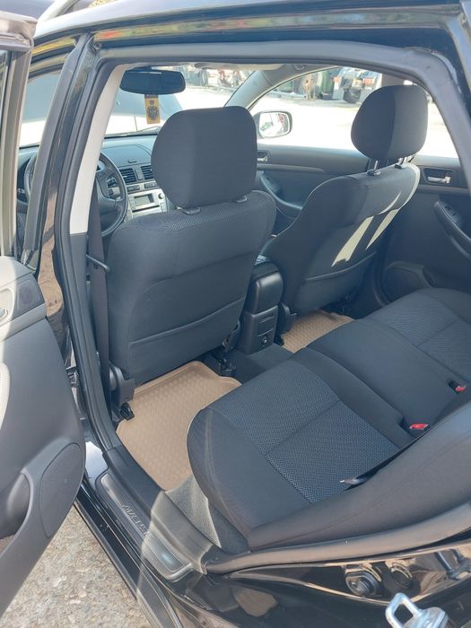 Vand toyota avensis