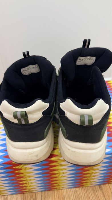 Sketchers кроссовки оригинал 39р