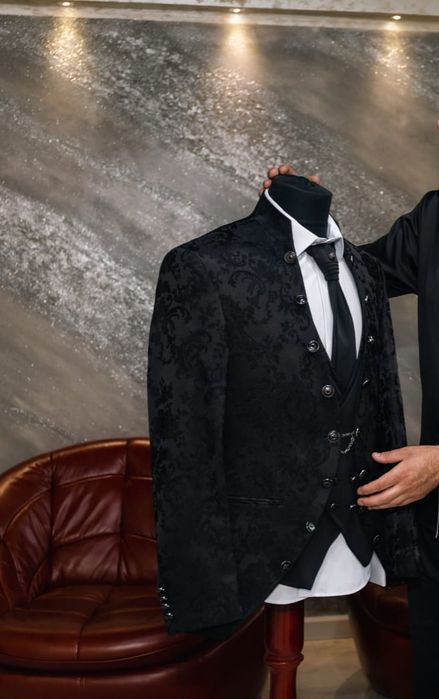 Costum de mire Pasha