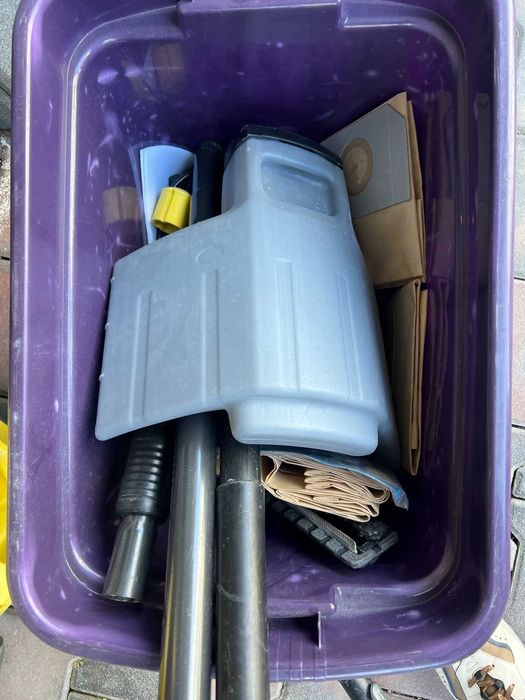 Прахосмукачка Karcher SE4001