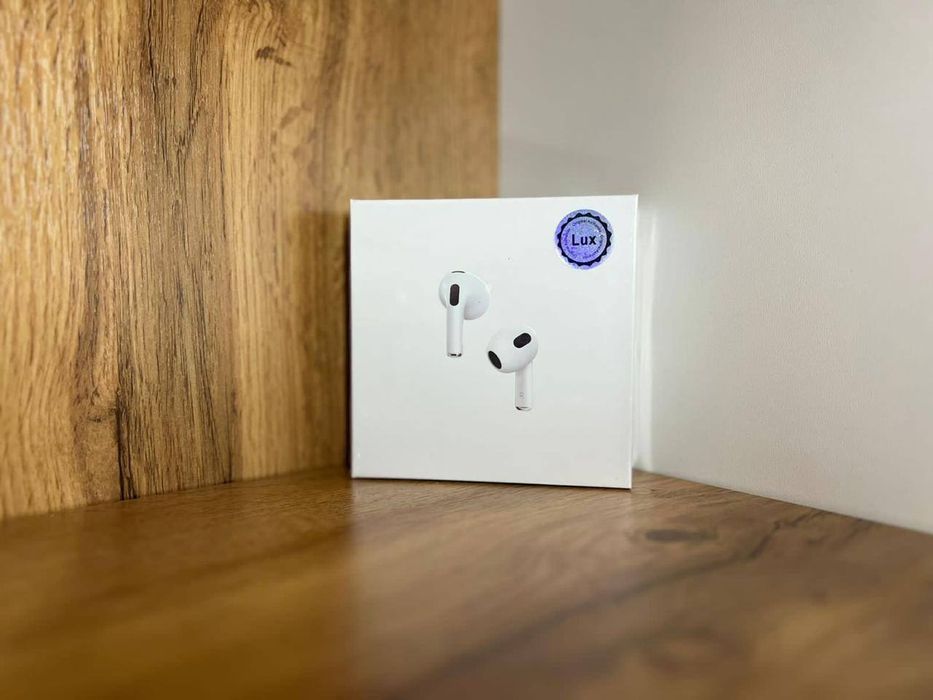 Наушники AirPods