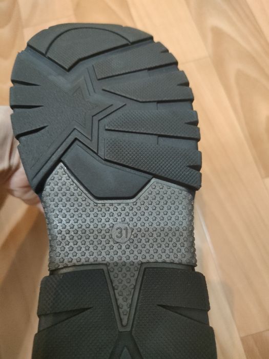 2 пары Зимней обуви  для мальчика