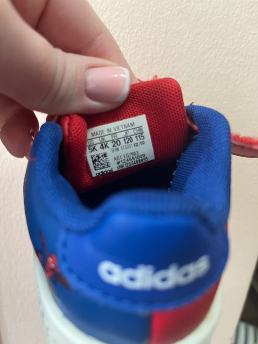 Adidasi copii marca adidas