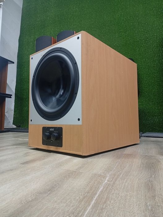 Активен субуфер 12-ска Nubert nuBox AW-880